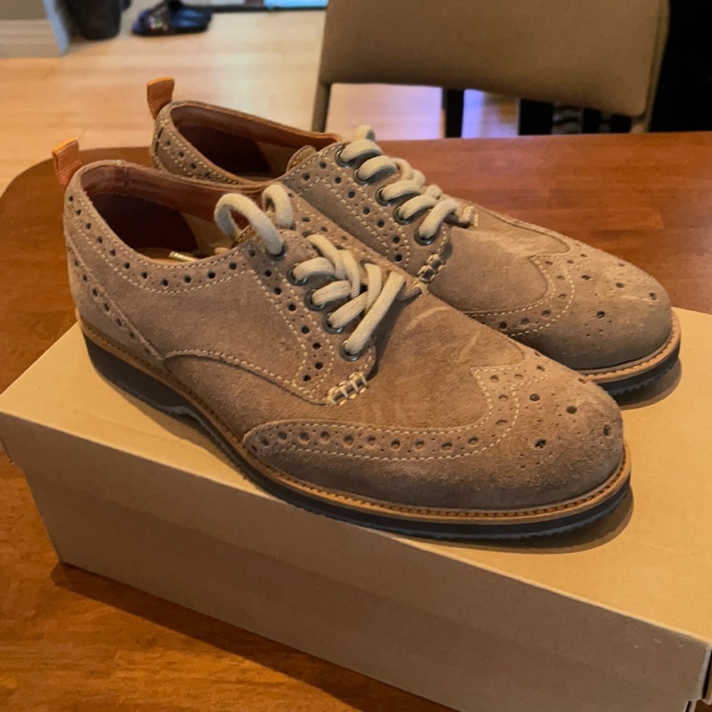 Tommy Bahamas Size 7.5 wore a few times.